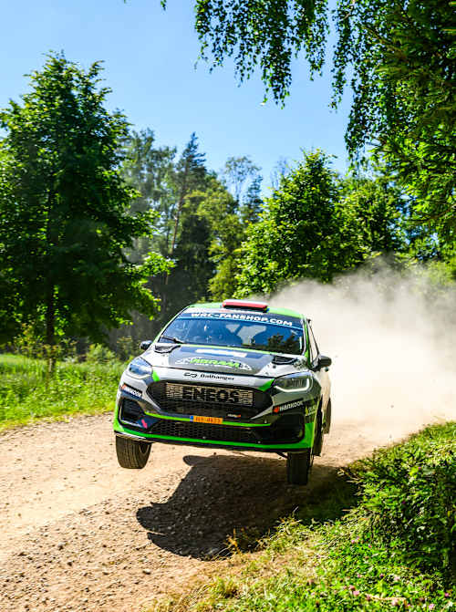 Tymek Abramowski continued to charge towards a maiden WRC3 victory