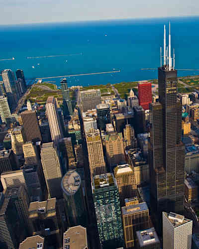 Chicago Willis Tower | Red Bull Rise Til Dawn