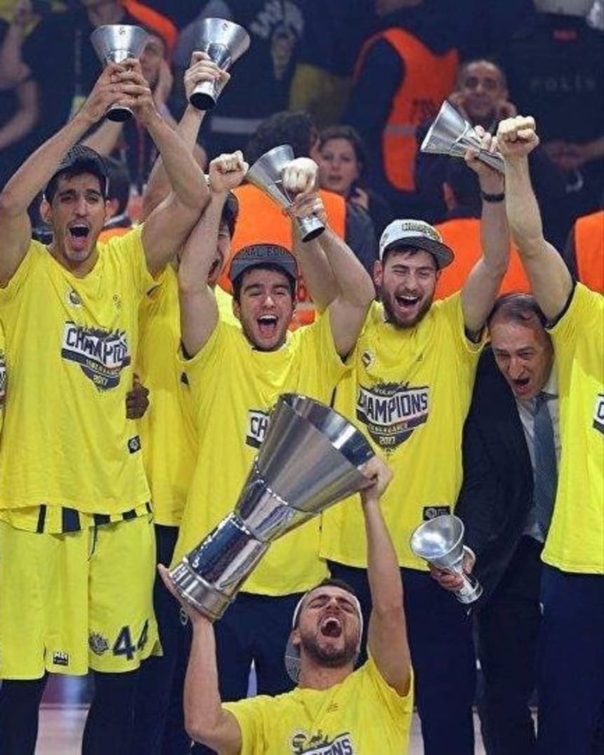 Basketbol Yazarlari Fenerbahce Yi Degerlendirdi