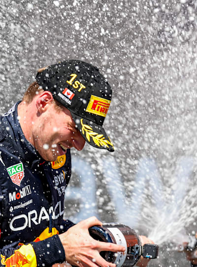 Ist eine schöne Routine geworden: Max feiert (wieder) einen F1-Sieg
