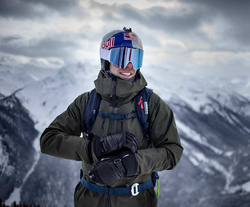 buy red bull snowboard helmet Gear Guide: athletes gear for skiing and snowboarding