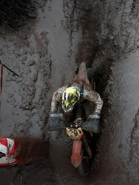 A top-down view of a competitor in the mud of the Gotland Grand National.