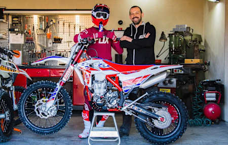 Piotrek z Solo Racing zna się na robocie