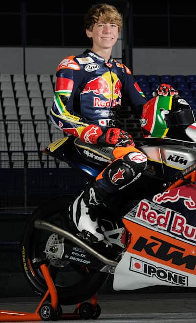 Darryn binder helmet store