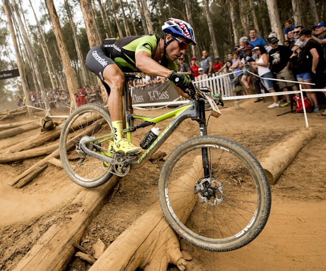 Lightweight cross country mountain bike clearance