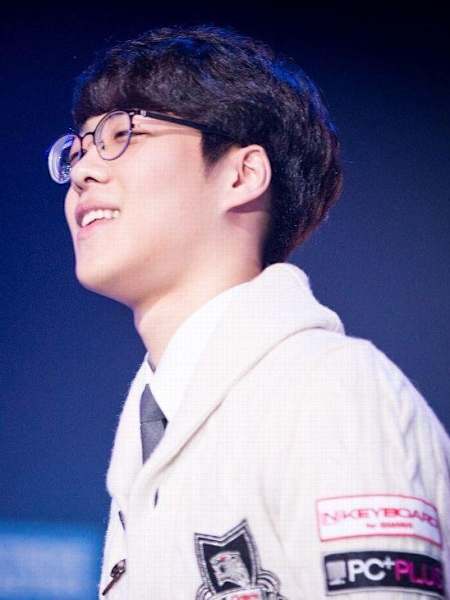 eSport : Smeb, toplaner des KT Rolsters participera au relais de la flamme olympique des JO 2018.