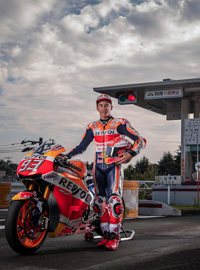 Motogp In 箱根ターンパイク マルク マルケスが峠を疾走 Hrc ホンダ レプソル Rc213v