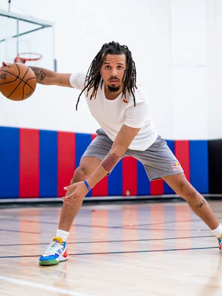 Basketball dribbling drills clearance