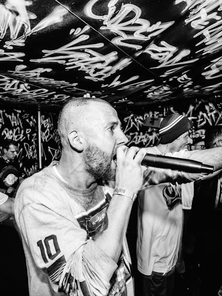 Red Bull Tour Bus: Wspólna Scena - Sokół i Ras na Afterze w WWA