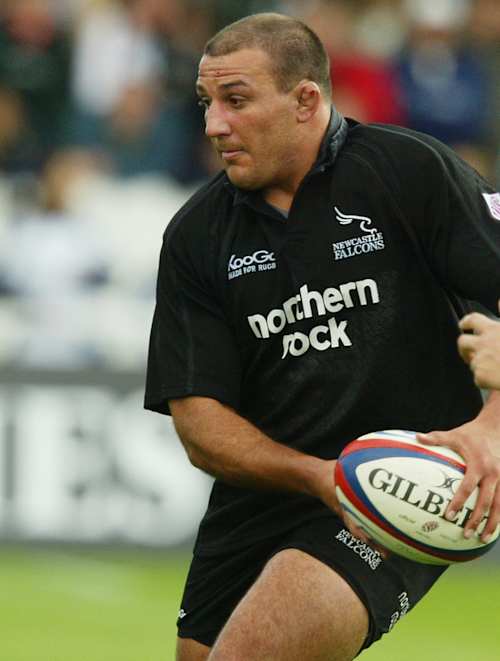 Andy Long on the attack for Newcastle back in 2004