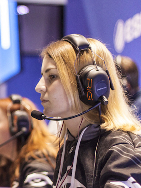 Število ženskih tekmovalk vztrajno raste