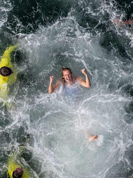 In 2024, Rhiannan Iffland plunges into Sydney's waters during Red Bull Cliff Diving