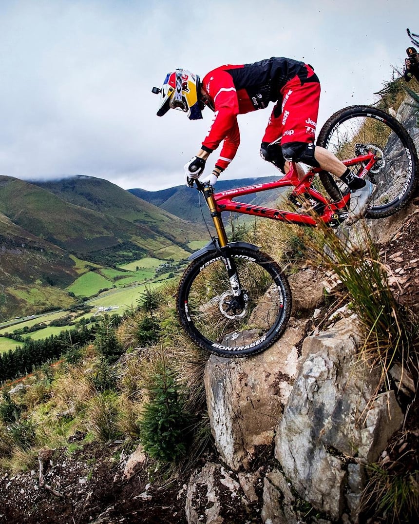 downhill mtb suspension