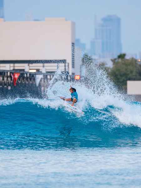 Caitlin Simmers surfs at the WSL Surf Abu Dhabi Pro.