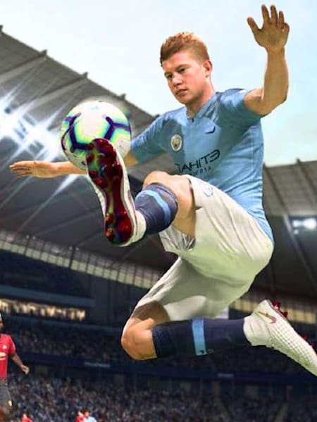 Kevin De Bruyne will likely best one of FIFA 20's best midfielders