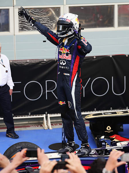 セバスチャン・ベッテル　レッドブル RB6／2013ドライバーズカード／2L写真 Red Bull RB6 & Sebastian Vettel🇩🇪 2010 #f1イラスト