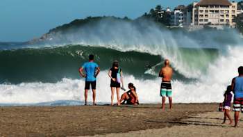 The Californian takes center stage at Puerto Escondido.
