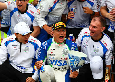 Isack Hadjar fête son premier podium lors du Grand Prix des Pays-Bas de Formule 1 2025.