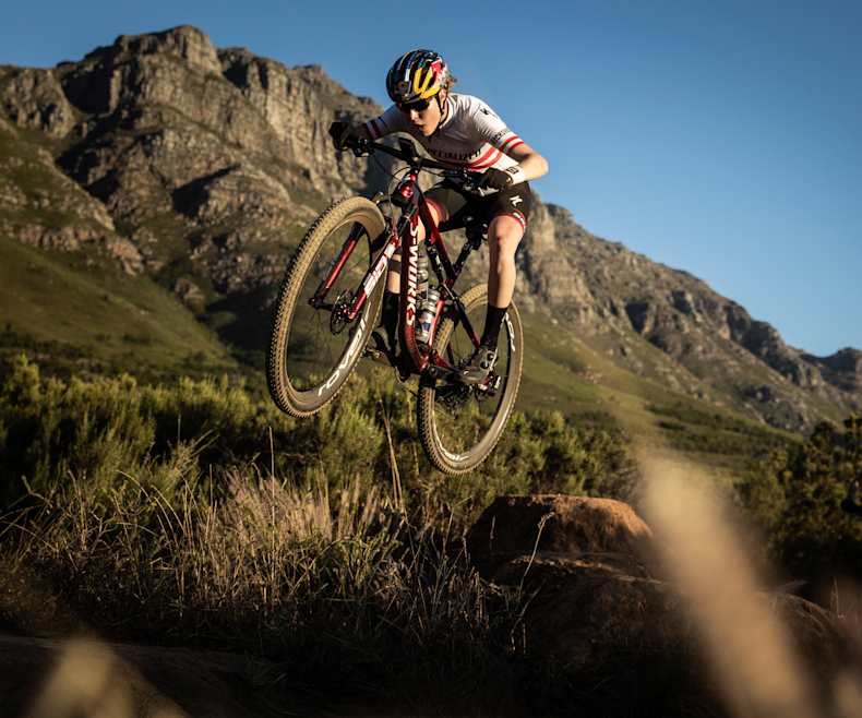 valentina holl mtb downhil red bull athlete profile
