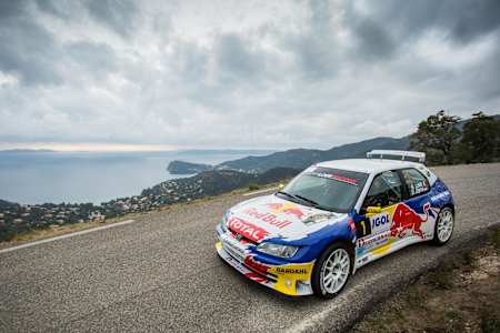 L'Alsacien Sébastien Loeb et son co-pilote Daniel Elena dans la Peugeot 306 Maxi au Rallye du Var.