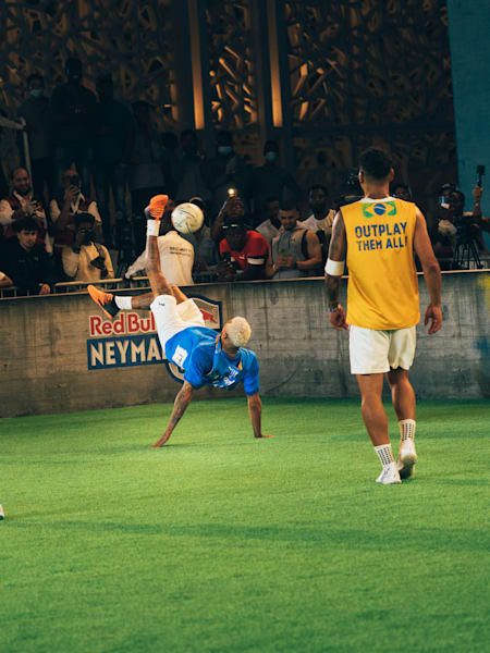 Neymar Jr performs at the Red Bull Neymar Jr's Five World Final 2022.