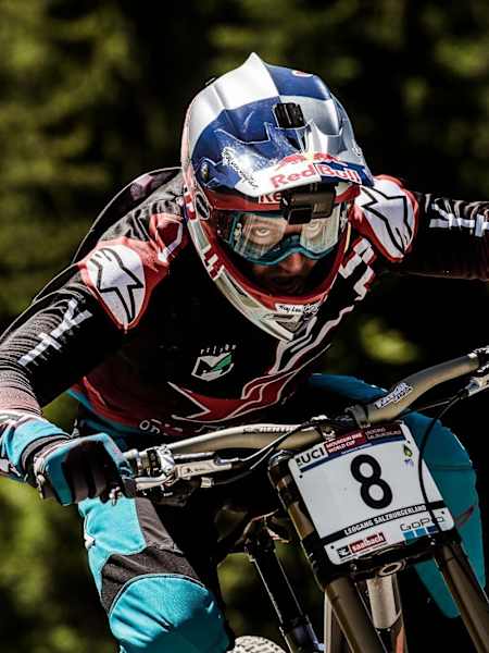 Aaron Gwin durante la World Cup 2017 en Leogang.