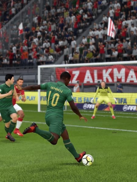 Le footballeur Moussa Dembélé est dans le top 10 des meilleurs attaquants pas chers de FIFA 18.