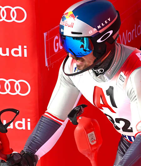 Marcel Hirscher ahead of the start in the alpine skiing World Cup