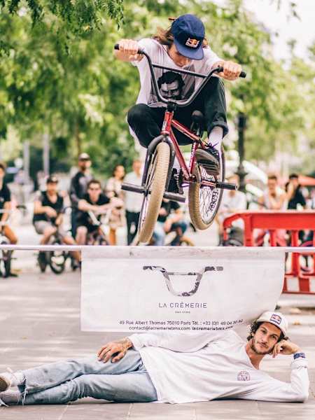 BMX: Matthias Dandois et Anthony Perrin à Paris ! Vidéo