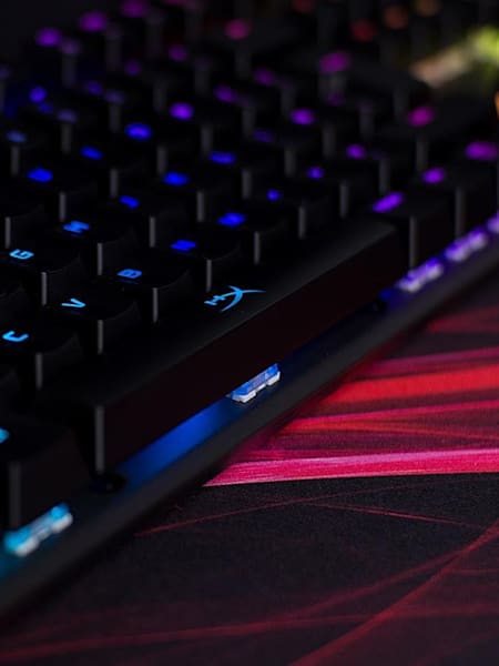 O HyperX Alloy FPS RGB conta com performance e beleza fora do comum