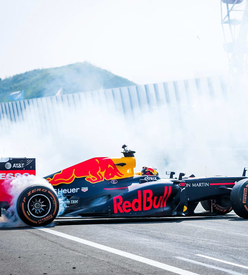 Cuantos pilotos corren en formula 1 clearance