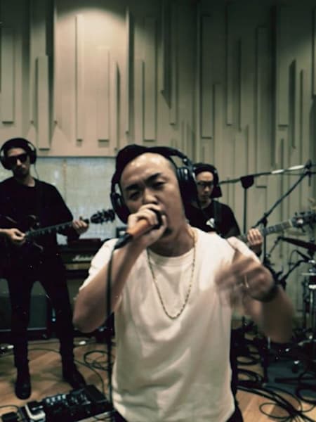 晋平太 x DA-Dee-MiX「Be Easy」Red Bull Music Studios Tokyo