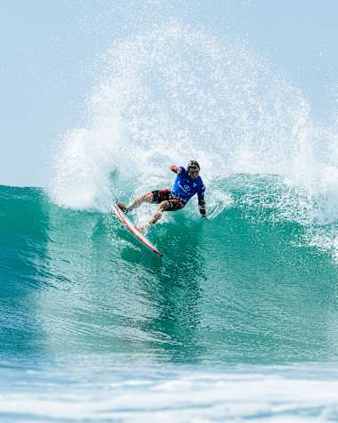 Griffin Colapinto of the United States surfs in Match 3 at the Lexus WSL Finals on September 6, 2024 at San Clemente, California. 