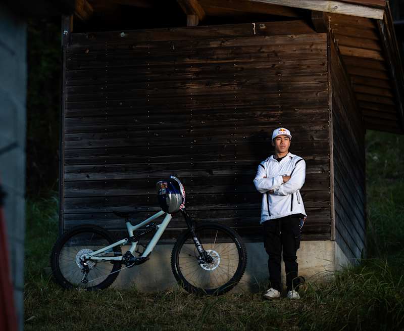 KAGRA27.5インチ マウンテンバイク RedBull 引き渡し限定です。 Red Bull Bike Japan