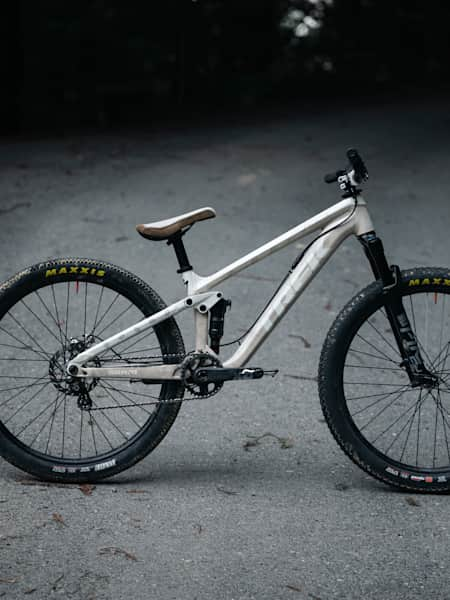 Emil Johansson's Trek Ticket S - Rotorua Edition - taken ahead of Crankworx Rotorua Slopestyle 2022.