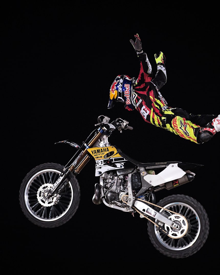 Red Bull X Fighters This Is How An Fmx Bike Is Set Up