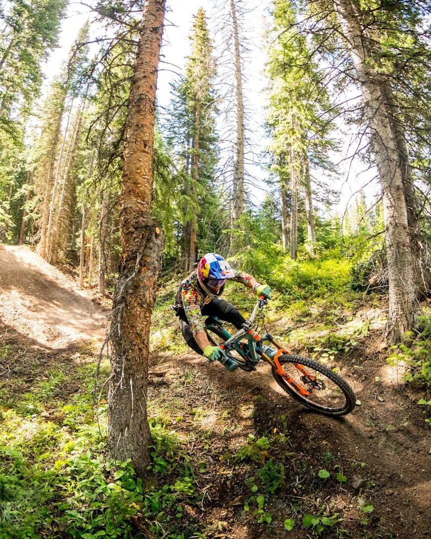 what is an enduro mtb