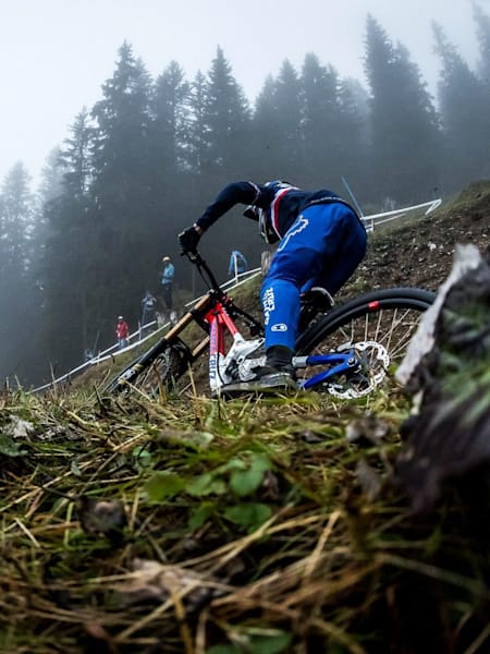 UCI DH World Champs 2018 Qualifying day photos