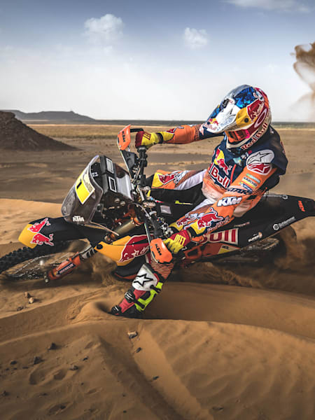 A photo of Sam Sunderland on the Red Bull KTM 450 Dakar bike