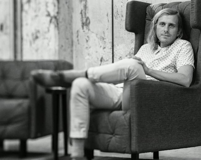 AWOLNATION lanza Hollow Moon, vídeo del nuevo single