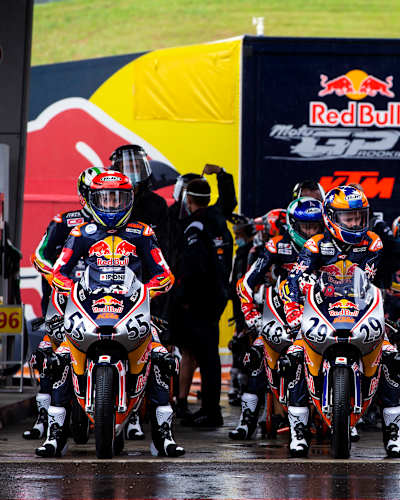 Pedro Acosta performs during the 7th stop of the Red Bull MotoGP Rookies Cup 2019 in Aragon, Spain on September 22, 2019.
