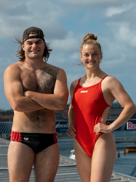 Annika Bornebusch og Jonas Madsen er med ved Red Bull Cliff Diving World Series 2022