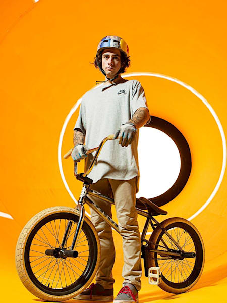 Kriss Kyle Kaleidoscope, foto de perfil