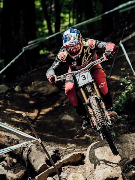 Uci dh qualifying on sale