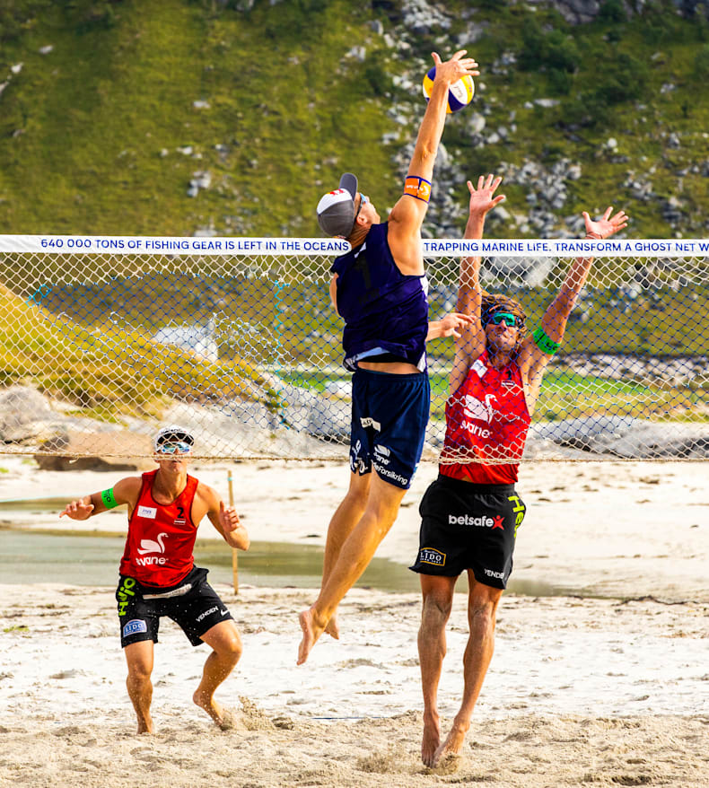 Beach Volleyball Mol And Sorum In Stunning Lofoten