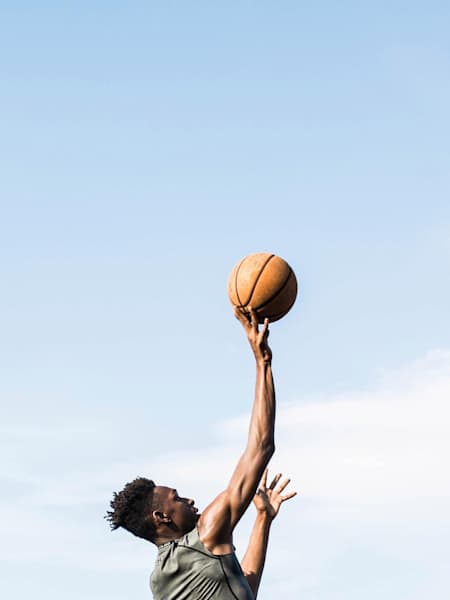 Man shop playing basketball