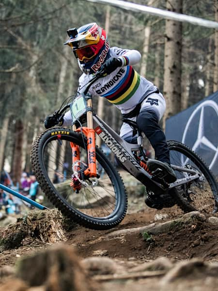 Jackson Goldstone rides at Lourdes UCI MTB World Cup 2022