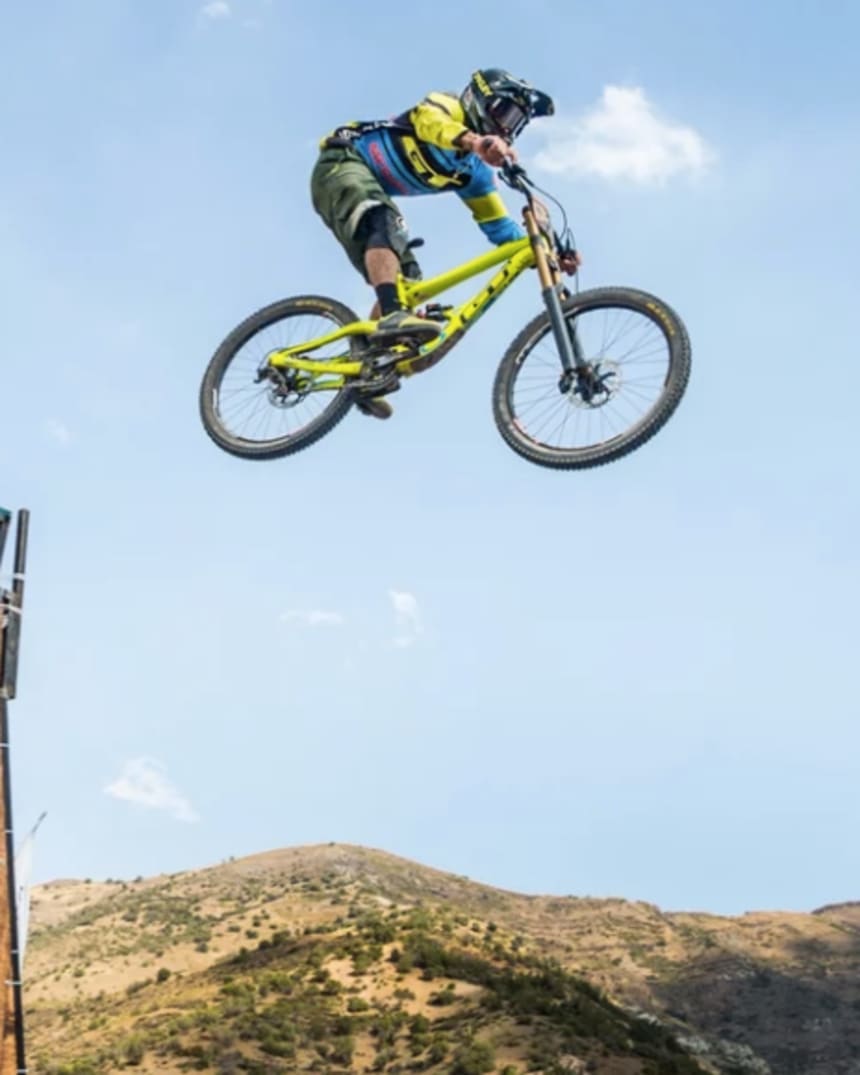 Longest downhill mountain bike race clearance