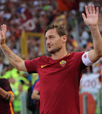 サッカーグラウンドで起きたトンデモアクシデント ベスト10 ジダン リスト 頭突き