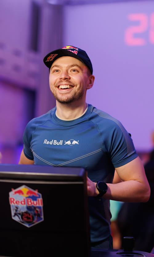 In 2026, Elajjaz captains a team in Red Bull 24 Hours endurance challenge in Stockholm, Sweden